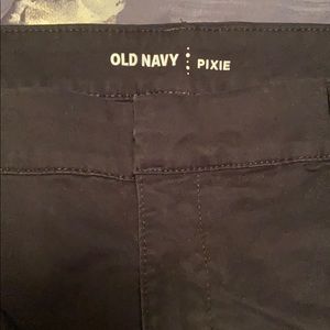 Black Pant- Old Navy Pixie